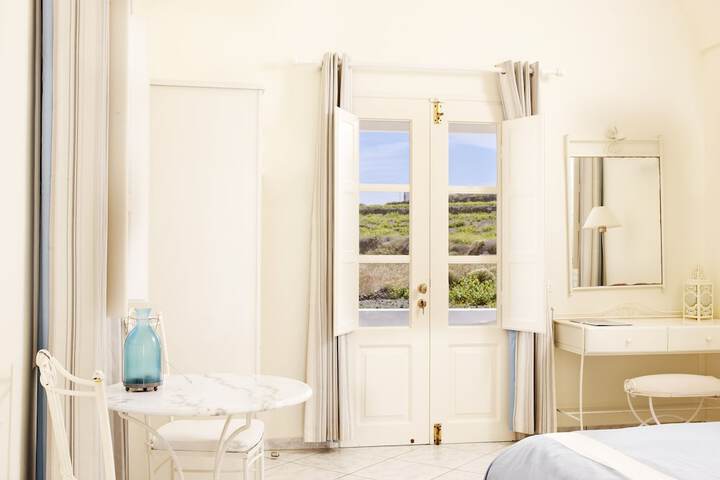 Room 4 of 55