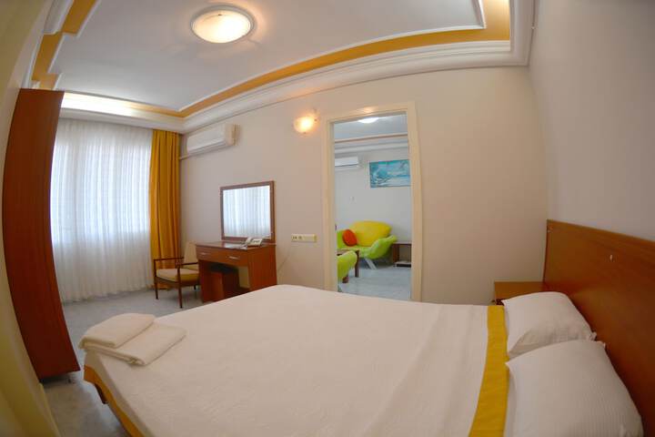 Room 8 of 46