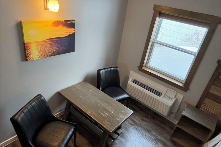 Room 21 of 35
