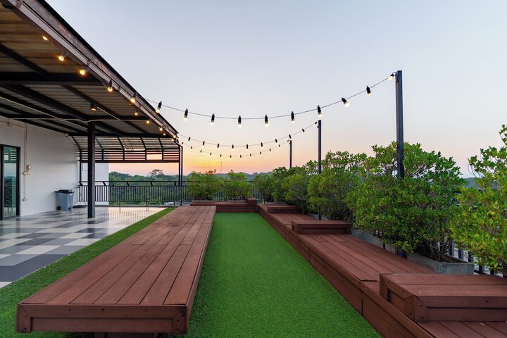 Terrace/Patio 31 of 32