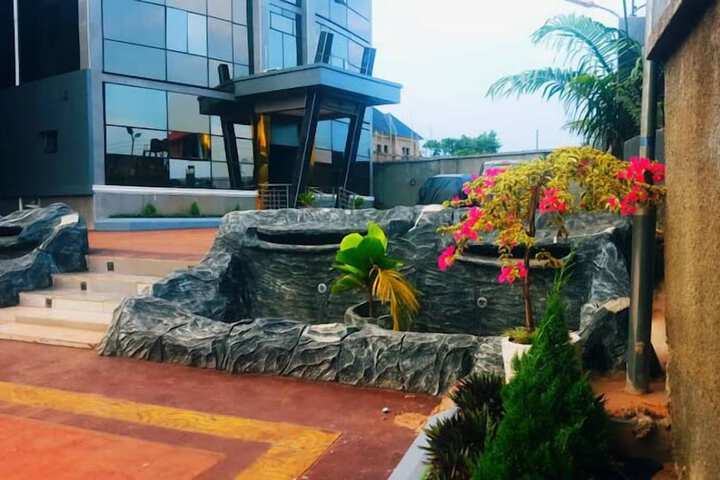 Hotel 53 of 58