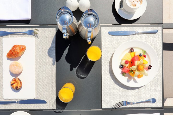 Breakfast/Coffee Service 68 of 91