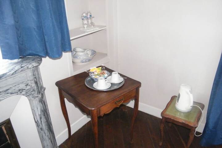Room 18 of 60