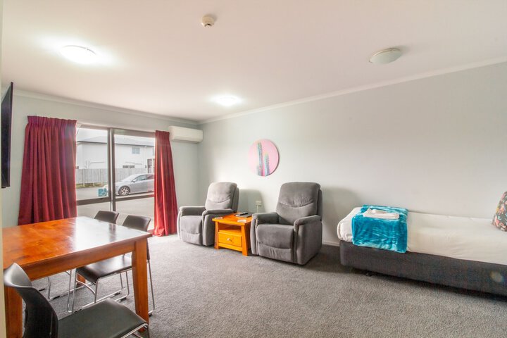 Room 12 of 41