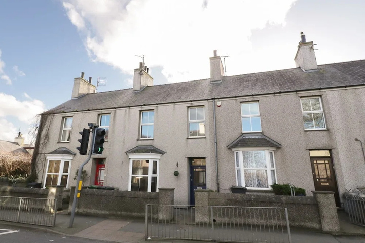 Glan Yr Wern Holyhead