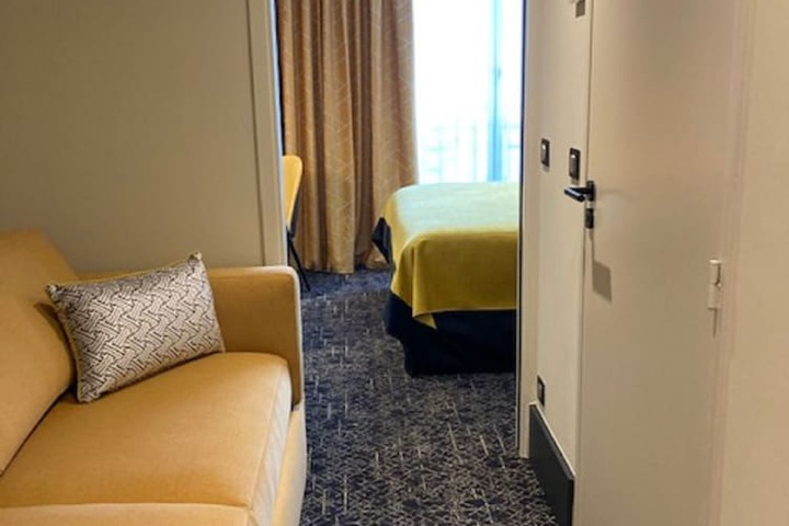 Room 19 of 50