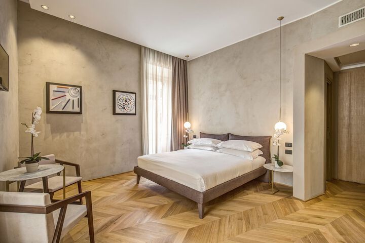 Room 9 of 55