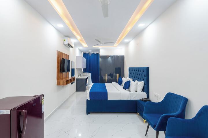 Room 11 of 23