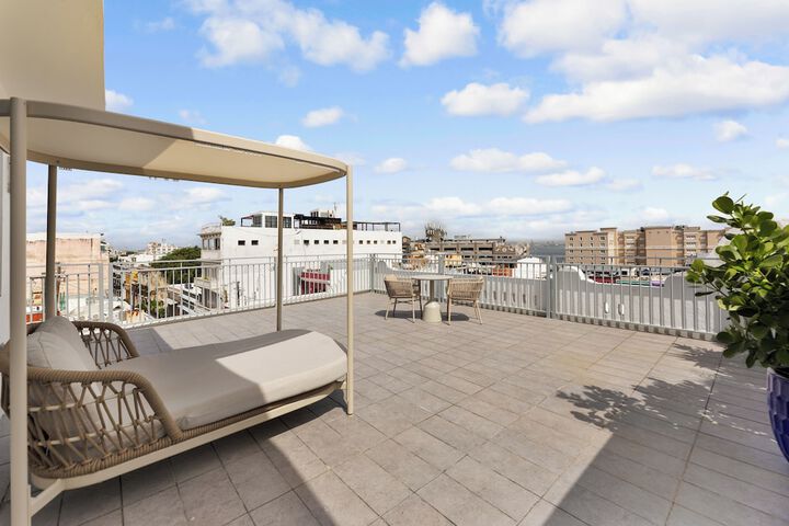 Terrace/Patio 53 of 98
