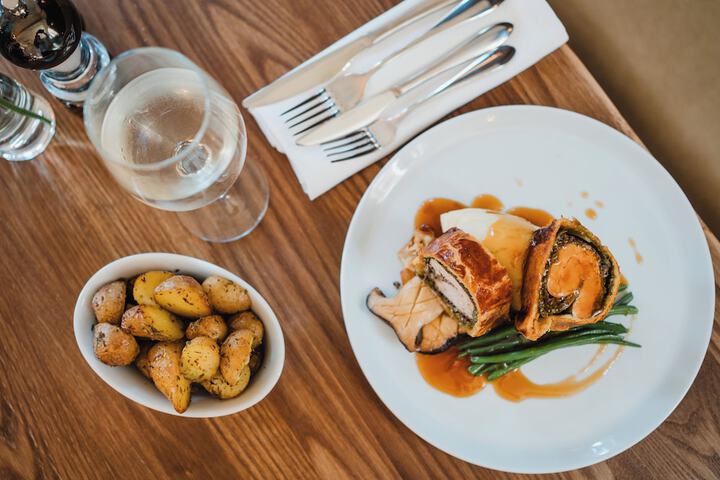 Dining Photos