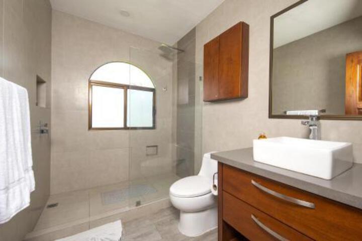 Room 10 of 19