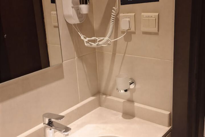 Room 20 of 52