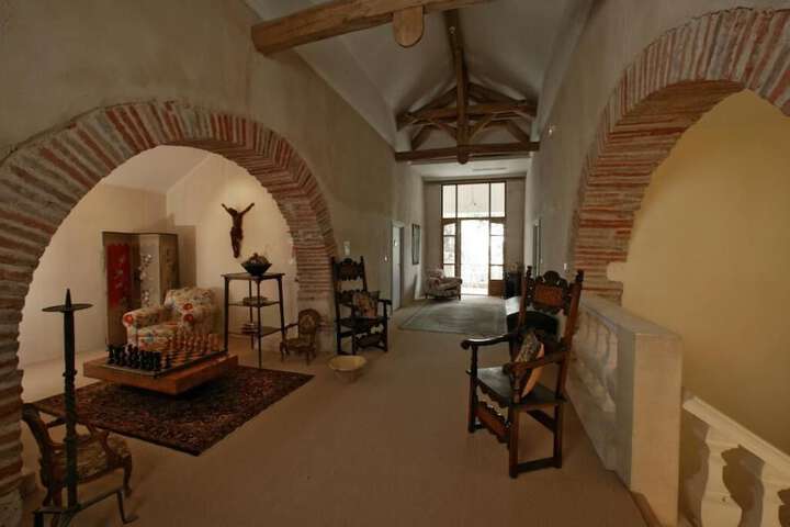 Room 15 of 43