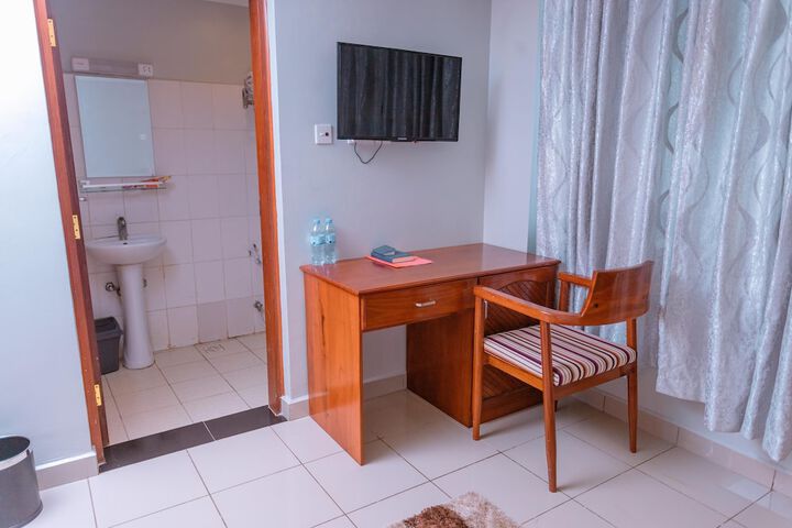 Room 18 of 51
