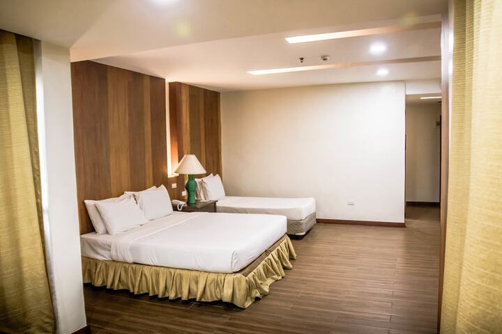 Room 10 of 55