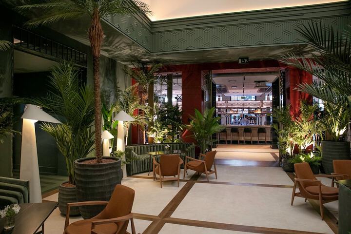 Hotel Interior 6 of 114