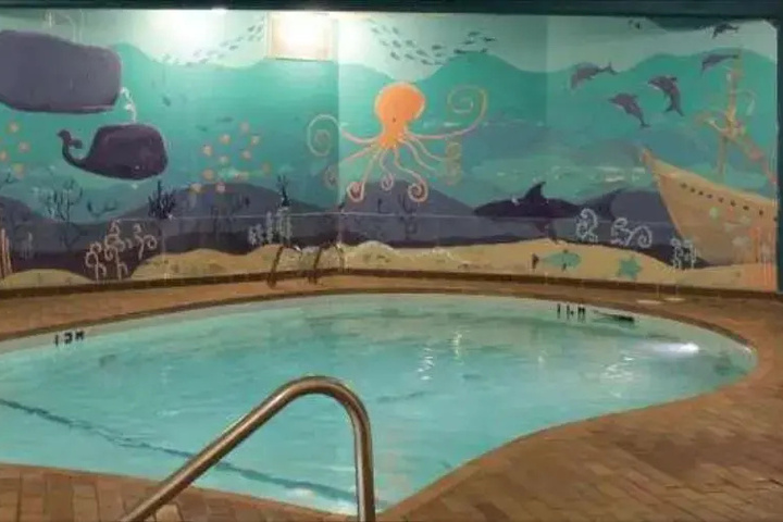 Hotel with Pool