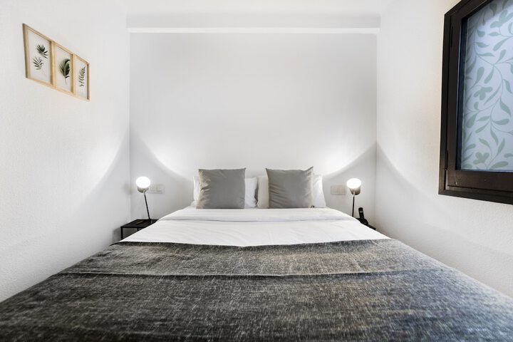 Room 10 of 44