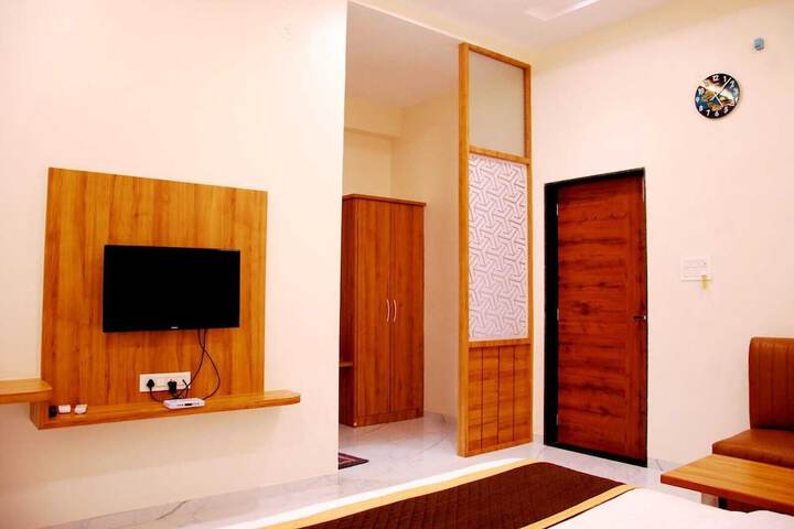 Room 11 of 51
