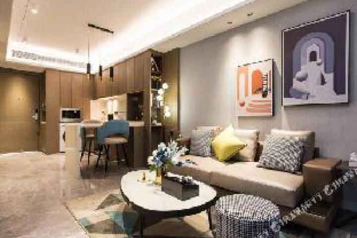 Platton Apartments