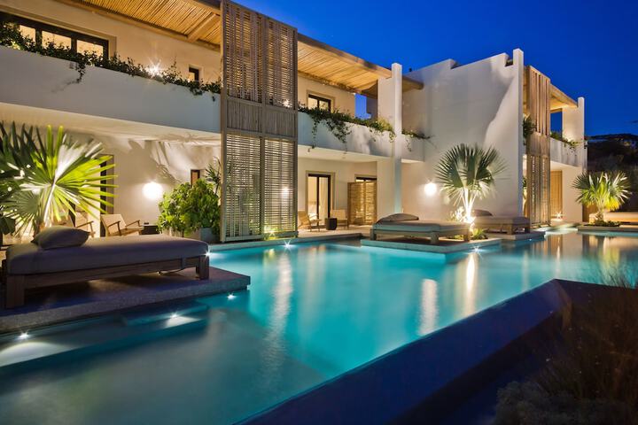 Pool 11 of 14