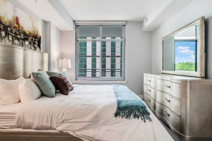 Room 5 of 40