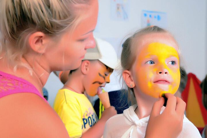 Childrens Activities 41 of 77