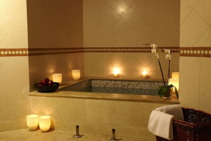 Spa 35 of 62