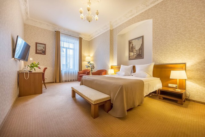 Room 29 of 69