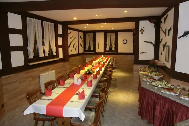 Banquet hall