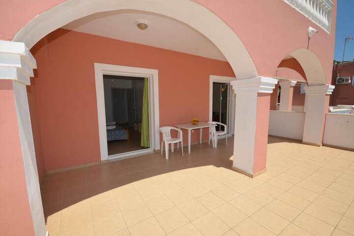 Terrace/Patio 30 of 57