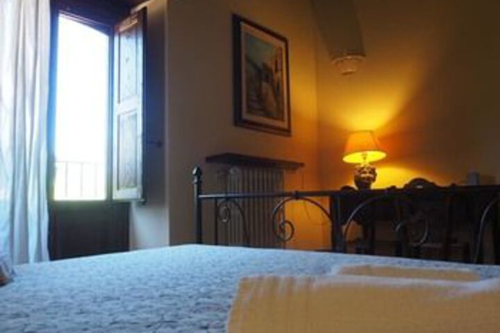 Room 14 of 49