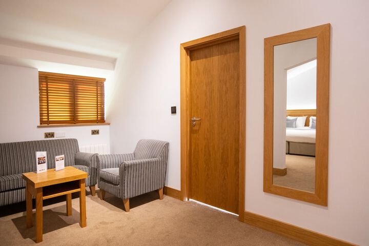 Room 48 of 92