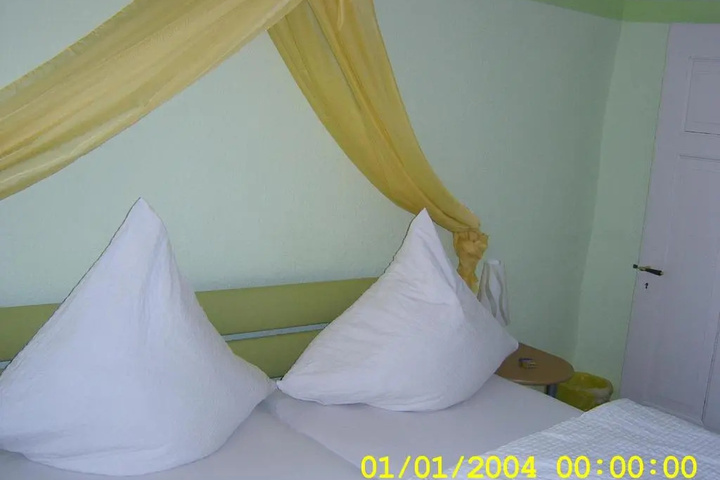 Room 3 of 24