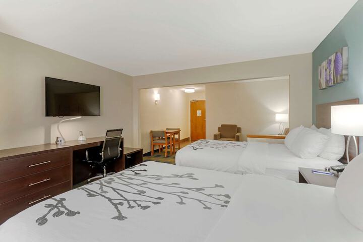 1 Double Bed (2 of 17)