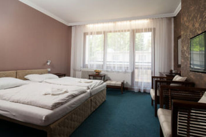 Room 27 of 57