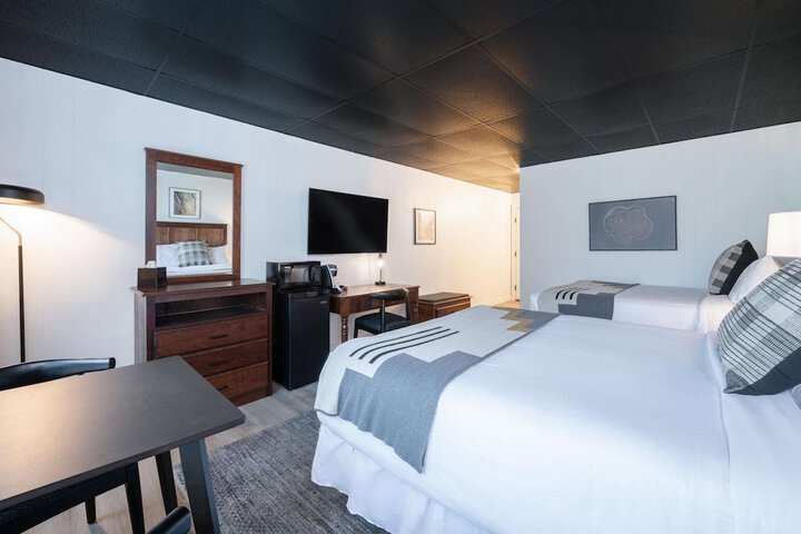 Room 14 of 40