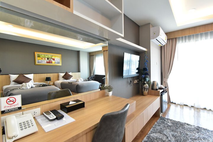 Room 13 of 52