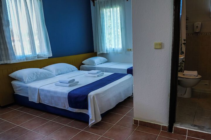 Room 7 of 62