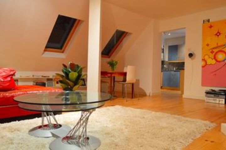 Room 15 of 15