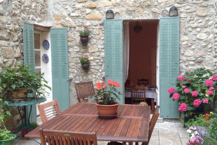 Property image 4