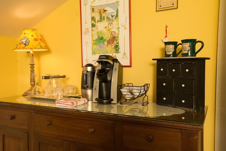 Breakfast/Coffee Service 21 of 52