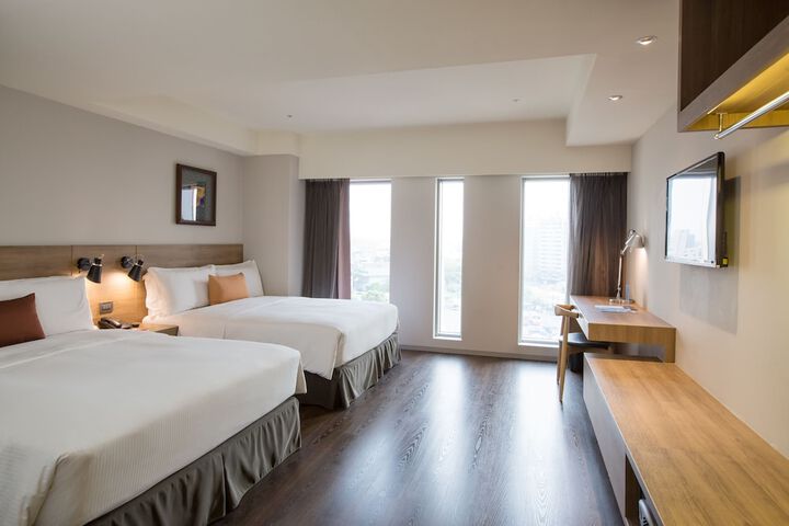 Room 8 of 39