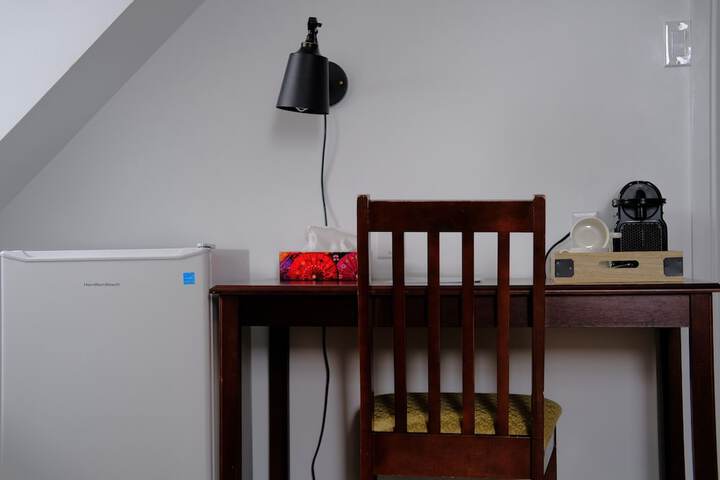 Breakfast/Coffee Service 24 of 45