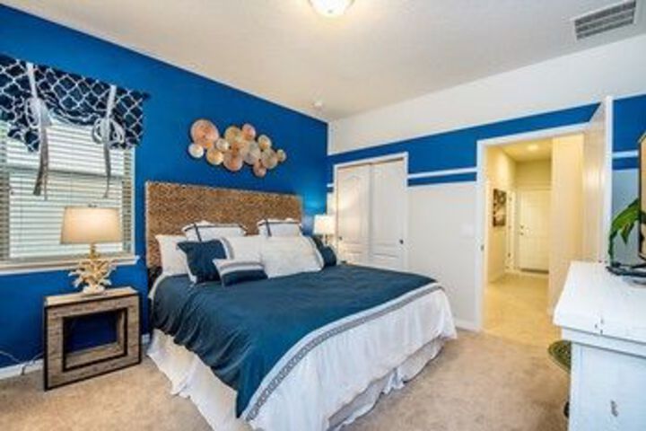 Room 5 of 30