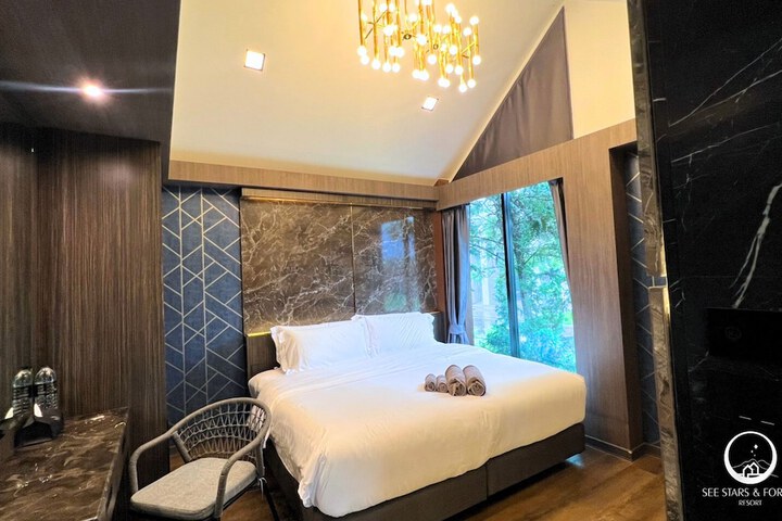 Room 50 of 255