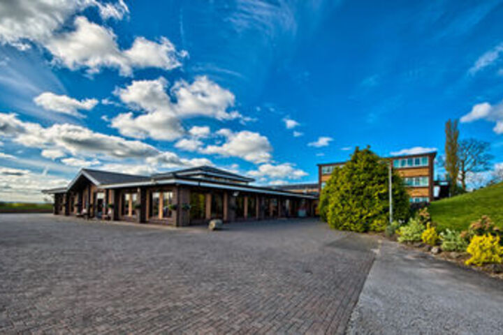 Hotel 15 of 60