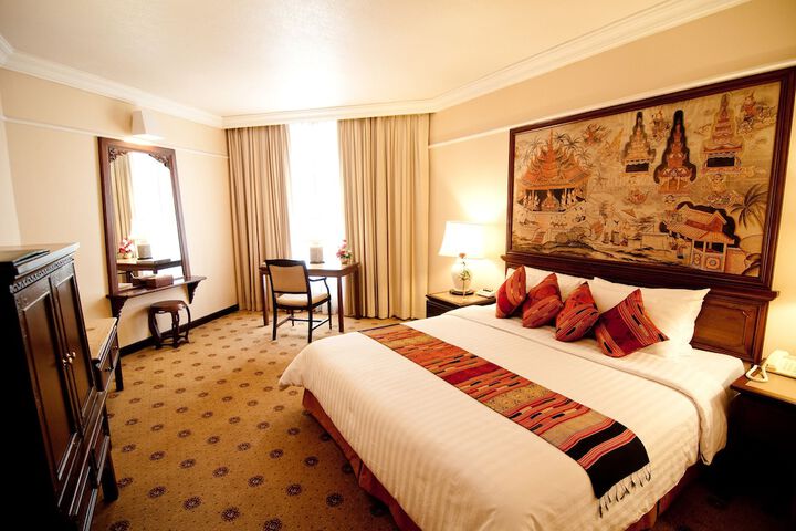 Room 27 of 50