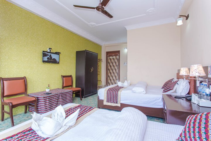 Hotel 32 of 40