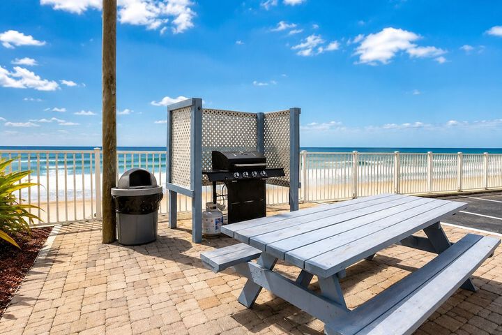 BBQ/picnic area